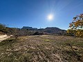 Villa with Panoramic Views and All Amenities Just a Step Away in Daft on Spain 