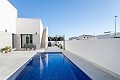 Villa with Private Pool, 2 Beds and 2 Bath in Daft on Spain 