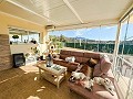 Charmante Villa met Zomerse Keuken en Gastenhuis op 15 Minuten van het Strand in Daft on Spain 
