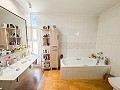 Charmante Villa met Zomerse Keuken en Gastenhuis op 15 Minuten van het Strand in Daft on Spain 