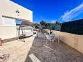 Charmante Villa met Zomerse Keuken en Gastenhuis op 15 Minuten van het Strand in Daft on Spain 