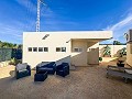 Charmante Villa met Zomerse Keuken en Gastenhuis op 15 Minuten van het Strand in Daft on Spain 