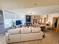 Charmante Villa met Zomerse Keuken en Gastenhuis op 15 Minuten van het Strand in Daft on Spain 