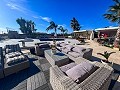 Charmante Villa met Zomerse Keuken en Gastenhuis op 15 Minuten van het Strand in Daft on Spain 
