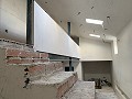 Bodega réformée avec 4 chambres, 3 salles de bains et piscine in Daft on Spain 