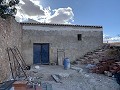 Bodega réformée avec 4 chambres, 3 salles de bains et piscine in Daft on Spain 