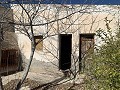 Höhlenhaus zum Renovieren mit Pool in Stadtnähe in Daft on Spain 