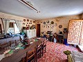 Magnifica villa con piscina en Hondon De Los Frailes in Daft on Spain 