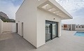 Preciosa villa de nueva construcción de 3 dormitorios y 2 baños con piscina en Polop de la Marina in Daft on Spain 