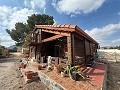 Villa mit 4 Schlafzimmern und 2 Badezimmern und Holzhaus mit 4 Schlafzimmern und 2 Bädern zu verkaufen in La Romana. in Daft on Spain 