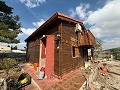 Villa mit 4 Schlafzimmern und 2 Badezimmern und Holzhaus mit 4 Schlafzimmern und 2 Bädern zu verkaufen in La Romana. in Daft on Spain 