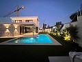 Increíbles nuevas construcciones llave en mano en Lomas de Cabo Roig in Daft on Spain 