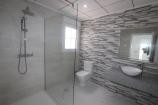 4-Bett-Luxus-Neubauvilla mit Grundstück und Pool in Daft on Spain 