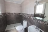 4-Bett-Luxus-Neubauvilla mit Grundstück und Pool in Daft on Spain 