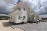 4-Bett-Luxus-Neubauvilla mit Grundstück und Pool in Daft on Spain 