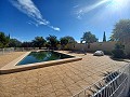 Schöne Villa mit 3 Schlafzimmern und 2 Bädern in Aspe in Daft on Spain 