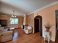 Schöne Villa mit 3 Schlafzimmern und 2 Bädern in Aspe in Daft on Spain 