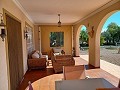 Schöne Villa mit 3 Schlafzimmern und 2 Bädern in Aspe in Daft on Spain 