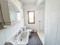 Groot renovatieproject met commerciële optie en 2 appartementen in Daft on Spain 