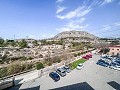 Groot renovatieproject met commerciële optie en 2 appartementen in Daft on Spain 