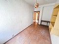 Groot renovatieproject met commerciële optie en 2 appartementen in Daft on Spain 