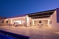 Magnifique Villa 5 Chambres 6 Salles de Bain in Daft on Spain 