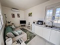 Klaar nu, wow-factor villa met zwembad, gastenverblijf en bar! in Daft on Spain 