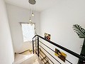Klaar nu, wow-factor villa met zwembad, gastenverblijf en bar! in Daft on Spain 
