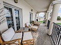 Klaar nu, wow-factor villa met zwembad, gastenverblijf en bar! in Daft on Spain 
