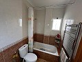 Mooie villa met 3 slaapkamers en 2 badkamers in Daft on Spain 