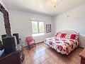 Stunning 4 Bed 2 Bath Villa in Daft on Spain 