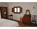 Schönes Landhaus mit 5 Schlafzimmern und 4/5 Bädern in Raspay. in Daft on Spain 