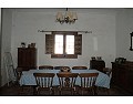 Schönes Landhaus mit 5 Schlafzimmern und 4/5 Bädern in Raspay. in Daft on Spain 