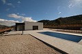 Villa neuve moderne de 3 chambres 3 salles de bain avec piscine et garage prête dans 5 mois. in Daft on Spain 