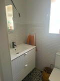 Precioso apartamento de 3 dormitorios y 1 baño en el segundo piso en Pinoso in Daft on Spain 