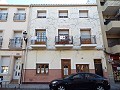 Casa adosada de 4 dormitorios y 2 plantas en Ayora in Daft on Spain 