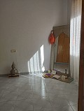 Casa adosada de 4 dormitorios y 2 plantas en Ayora in Daft on Spain 
