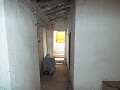 Casa adosada de 4 dormitorios y 2 plantas en Ayora in Daft on Spain 
