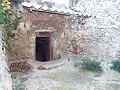 Casa adosada de 4 dormitorios y 2 plantas en Ayora in Daft on Spain 