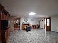 Preciosa villa de 5 dormitorios y 1 baño cerca de la ciudad de Sax in Daft on Spain 