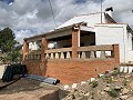 Fantastisches Landhaus mit 4 Schlafzimmern und 20.000 m2 Grundstück in Daft on Spain 