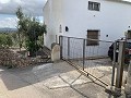 Fantastisches Landhaus mit 4 Schlafzimmern und 20.000 m2 Grundstück in Daft on Spain 
