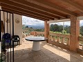 Fantastisches Landhaus mit 4 Schlafzimmern und 20.000 m2 Grundstück in Daft on Spain 