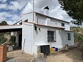 Fantastisches Landhaus mit 4 Schlafzimmern und 20.000 m2 Grundstück in Daft on Spain 