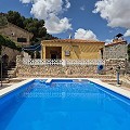 Belle maison de campagne de 3 chambres et 1 salle de bain à Yecla. in Daft on Spain 