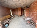 Schitterende, 70% afgewerkte nieuwbouwvilla met 7 slaapkamers en 4 badkamers te koop in Salinas. in Daft on Spain 