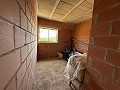 Schitterende, 70% afgewerkte nieuwbouwvilla met 7 slaapkamers en 4 badkamers te koop in Salinas. in Daft on Spain 