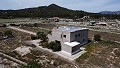 Schitterende, 70% afgewerkte nieuwbouwvilla met 7 slaapkamers en 4 badkamers te koop in Salinas. in Daft on Spain 