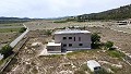 Schitterende, 70% afgewerkte nieuwbouwvilla met 7 slaapkamers en 4 badkamers te koop in Salinas. in Daft on Spain 