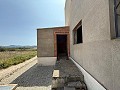 Schitterende, 70% afgewerkte nieuwbouwvilla met 7 slaapkamers en 4 badkamers te koop in Salinas. in Daft on Spain 